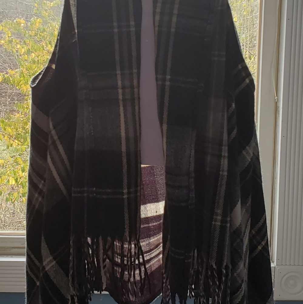 Shawl sweater